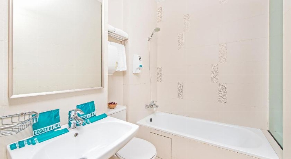 Hotel 81 Dickson Main image